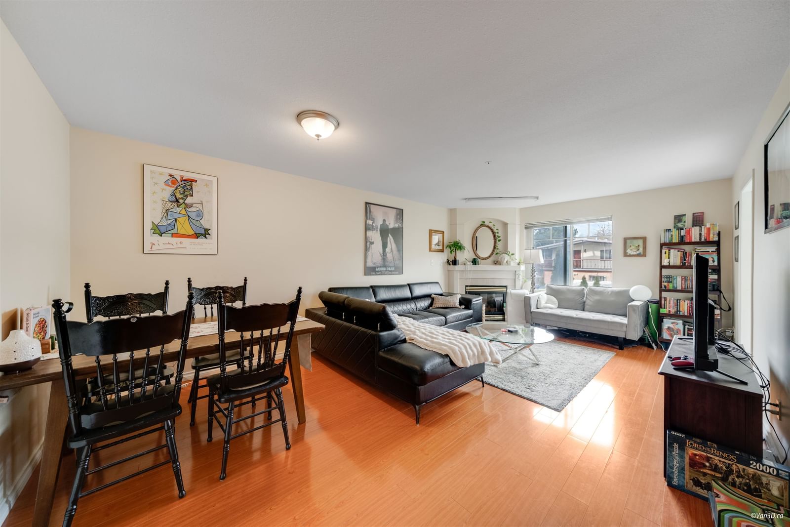 Listing Image 5