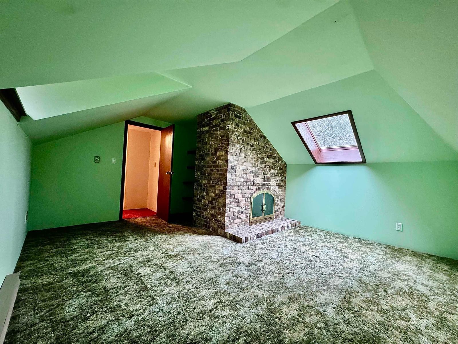 Listing Image 22
