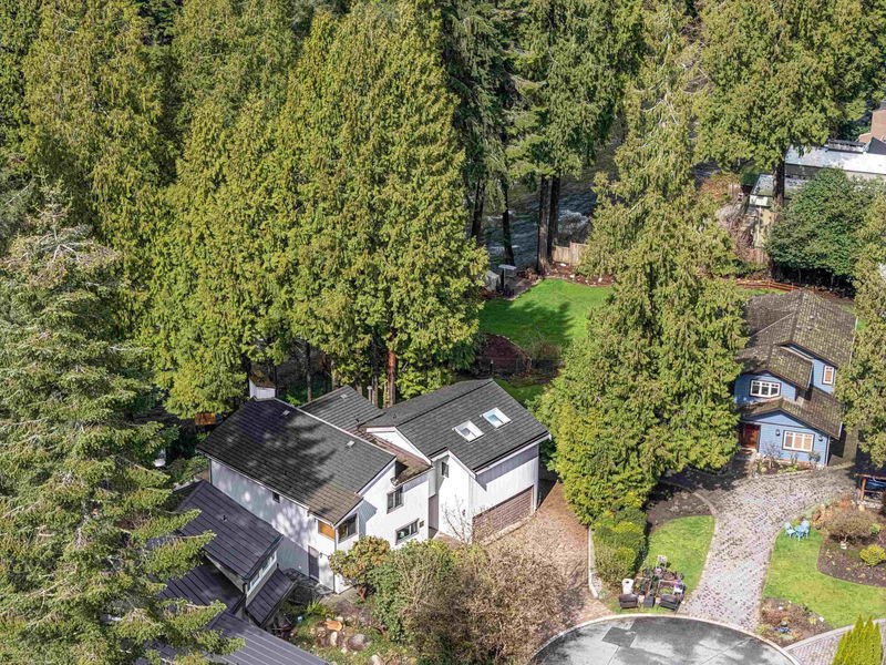 1755 Edgewater Lane, North Vancouver, British Columbia