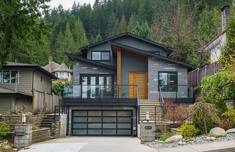 4365 Mountain Highway, North Vancouver, British Columbia