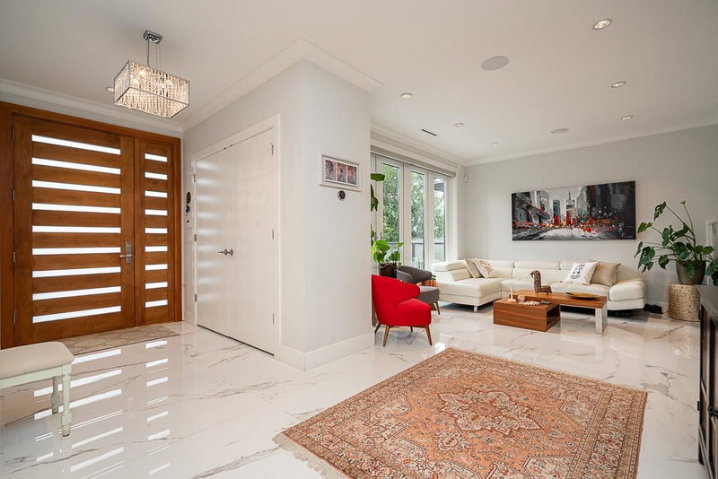 4365 Mountain Highway, North Vancouver, V7K 2K3 | Image 3