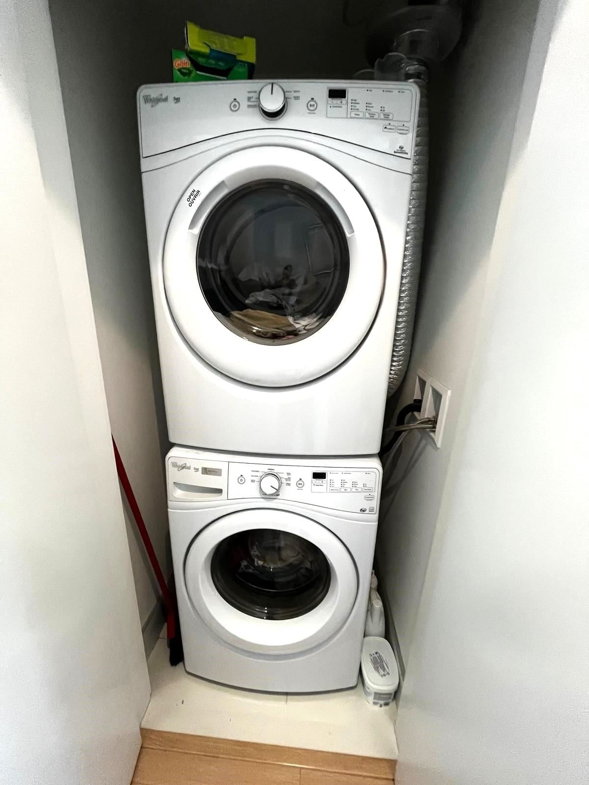 Listing Image 10