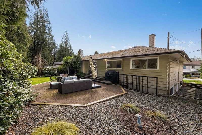 3950 Trenton Place, North Vancouver, V7R 3G5 | Image 2