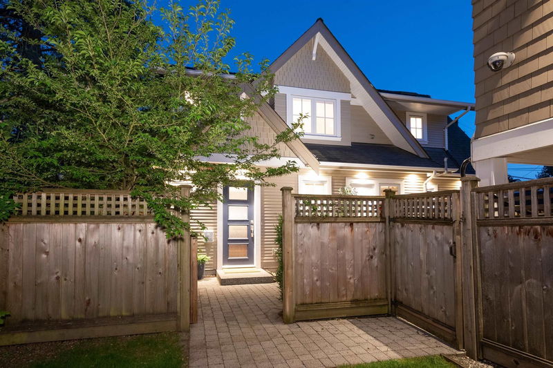 3132 7th Avenue W, Vancouver, British Columbia