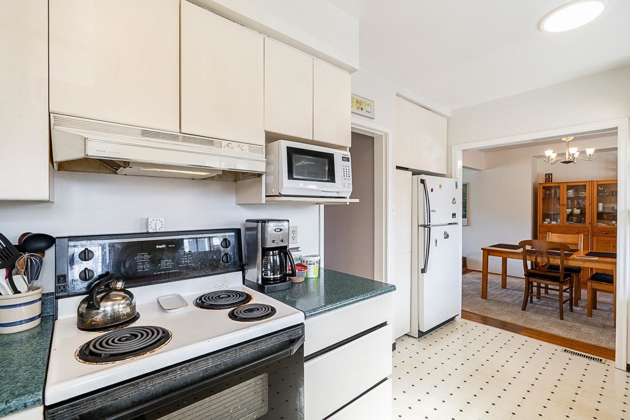 Listing Image 16