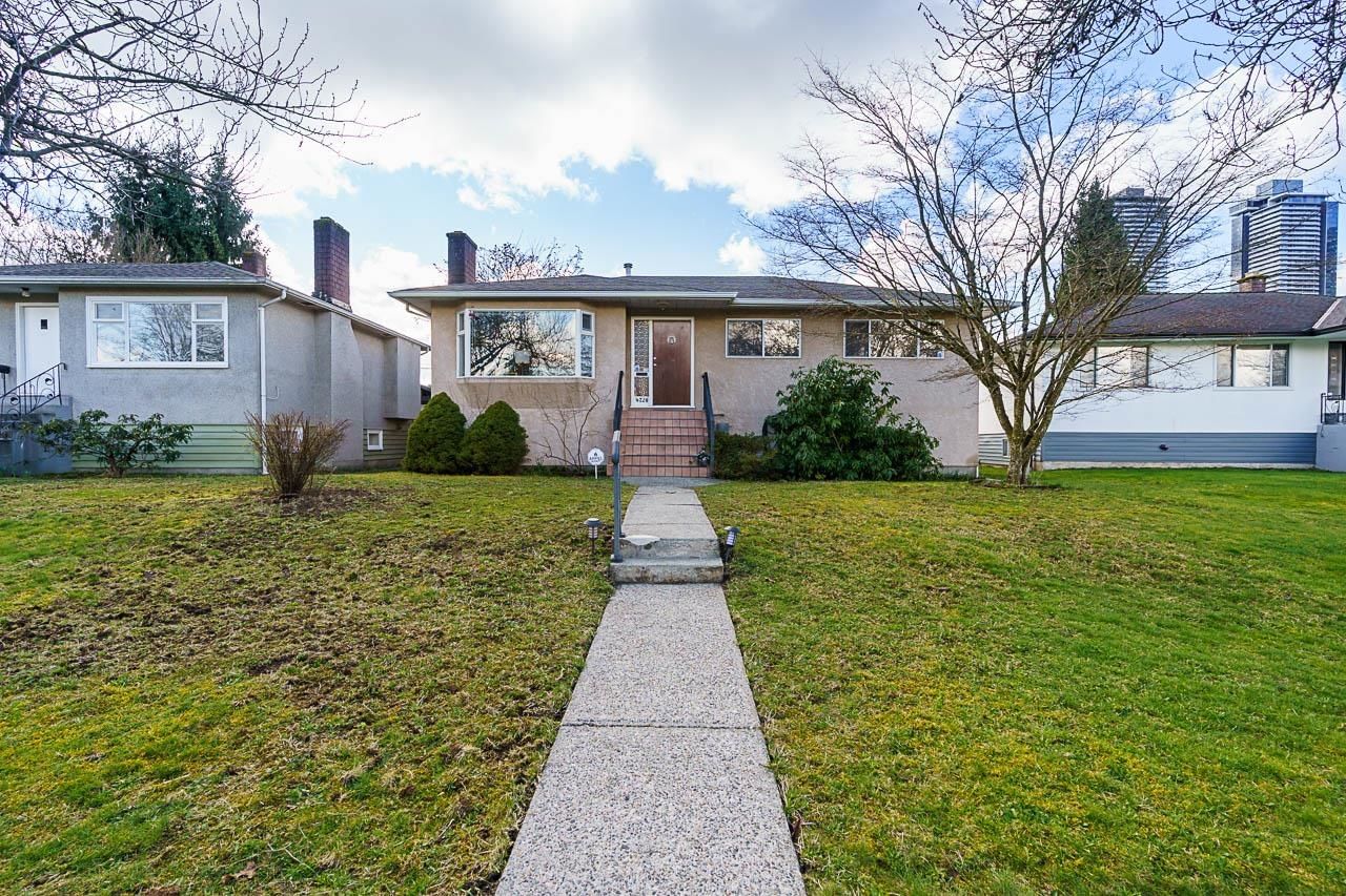 Listing photo 3