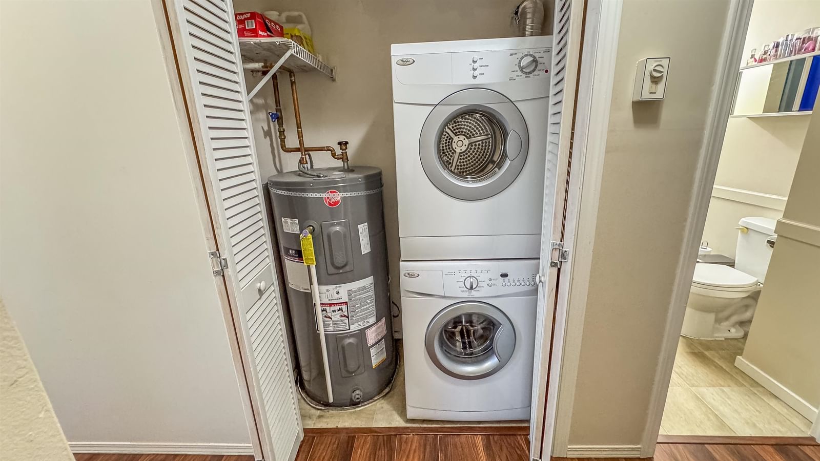 Listing Image 12