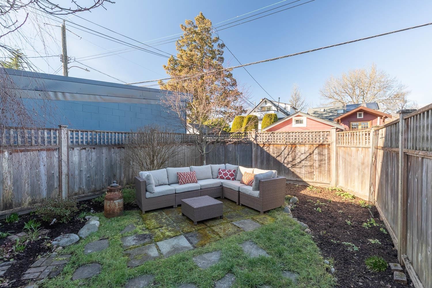 Listing Image 37
