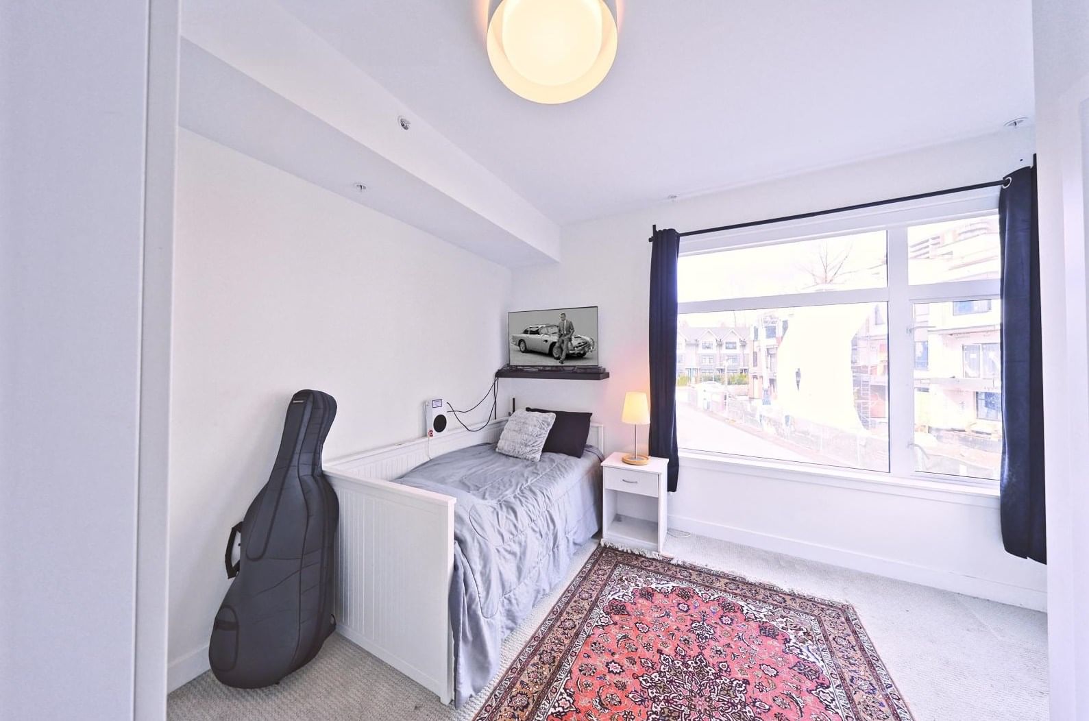 Listing Image 11