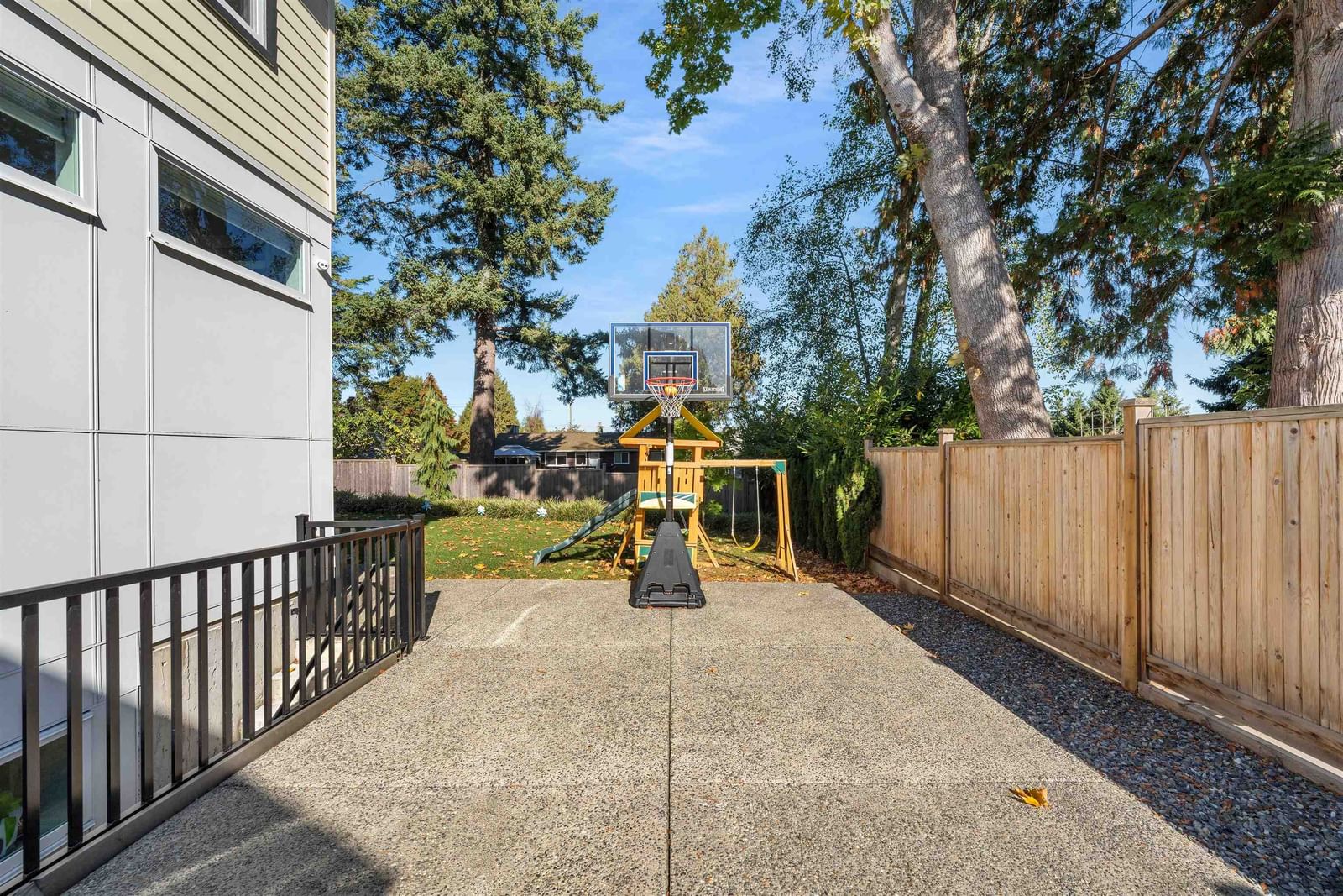 Listing Image 35