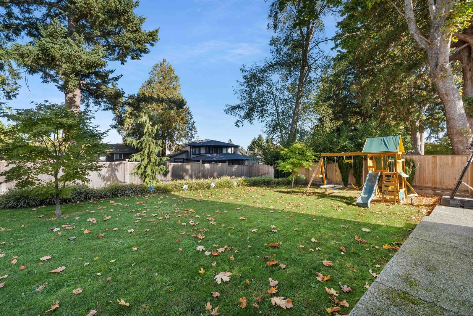 Listing Image 37