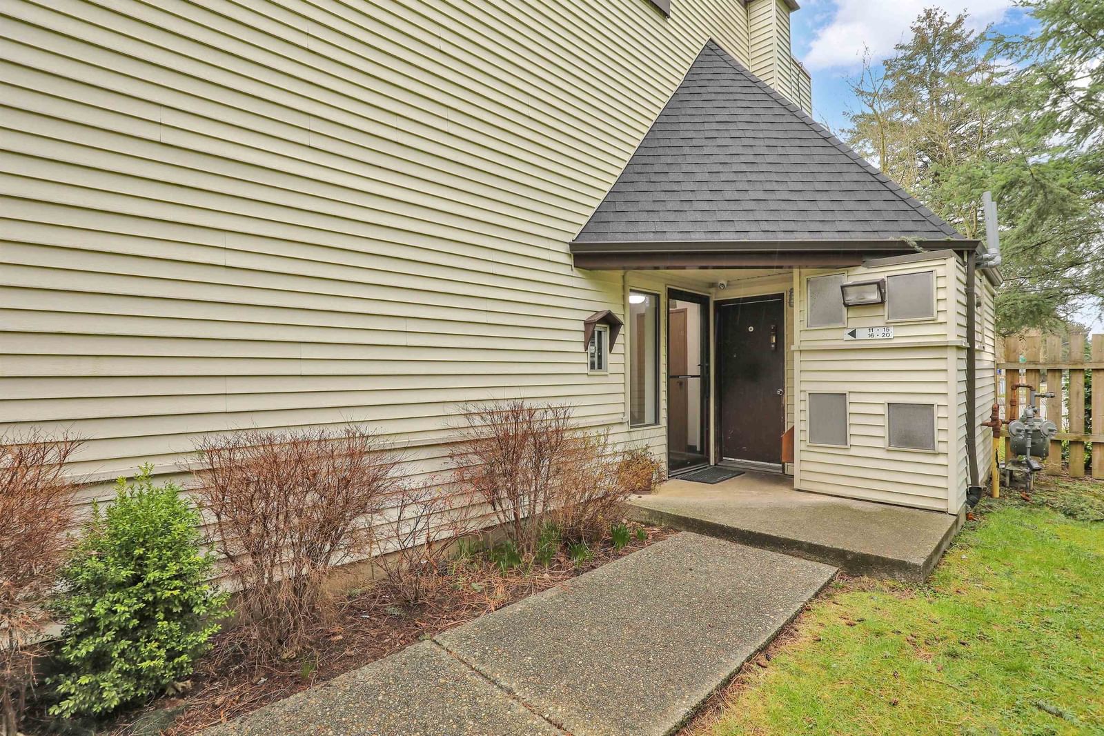Listing Image 27