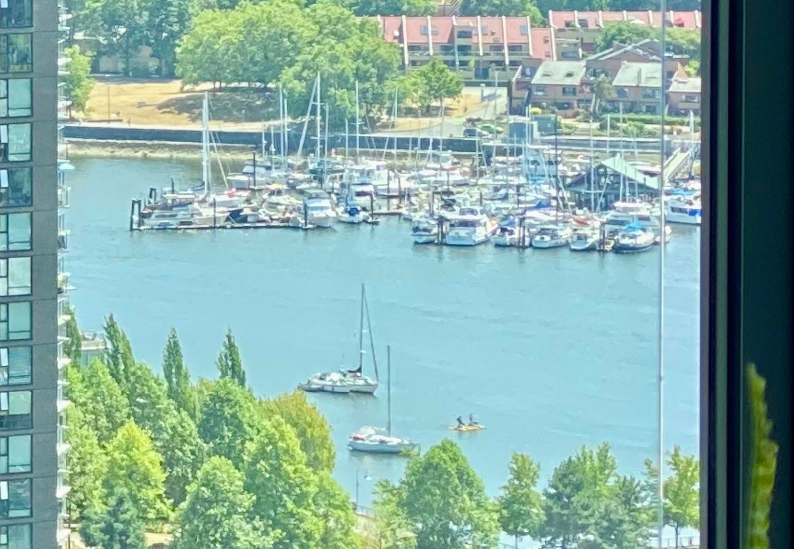 Listing Image 10