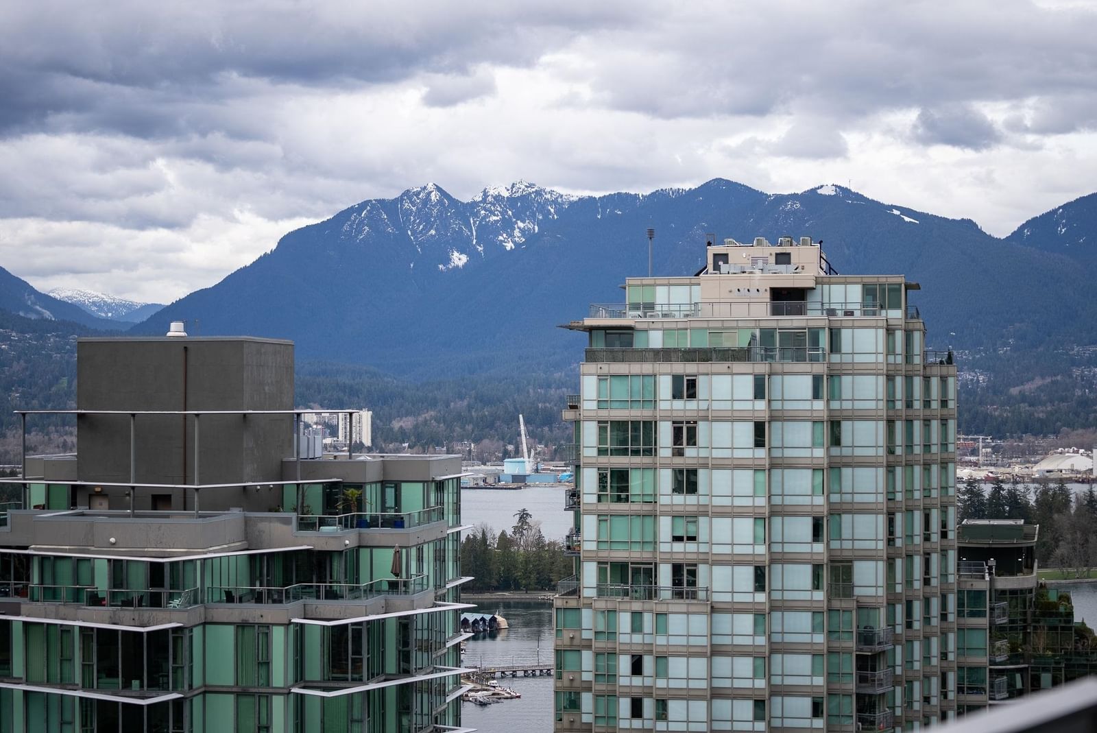 Listing Image 9