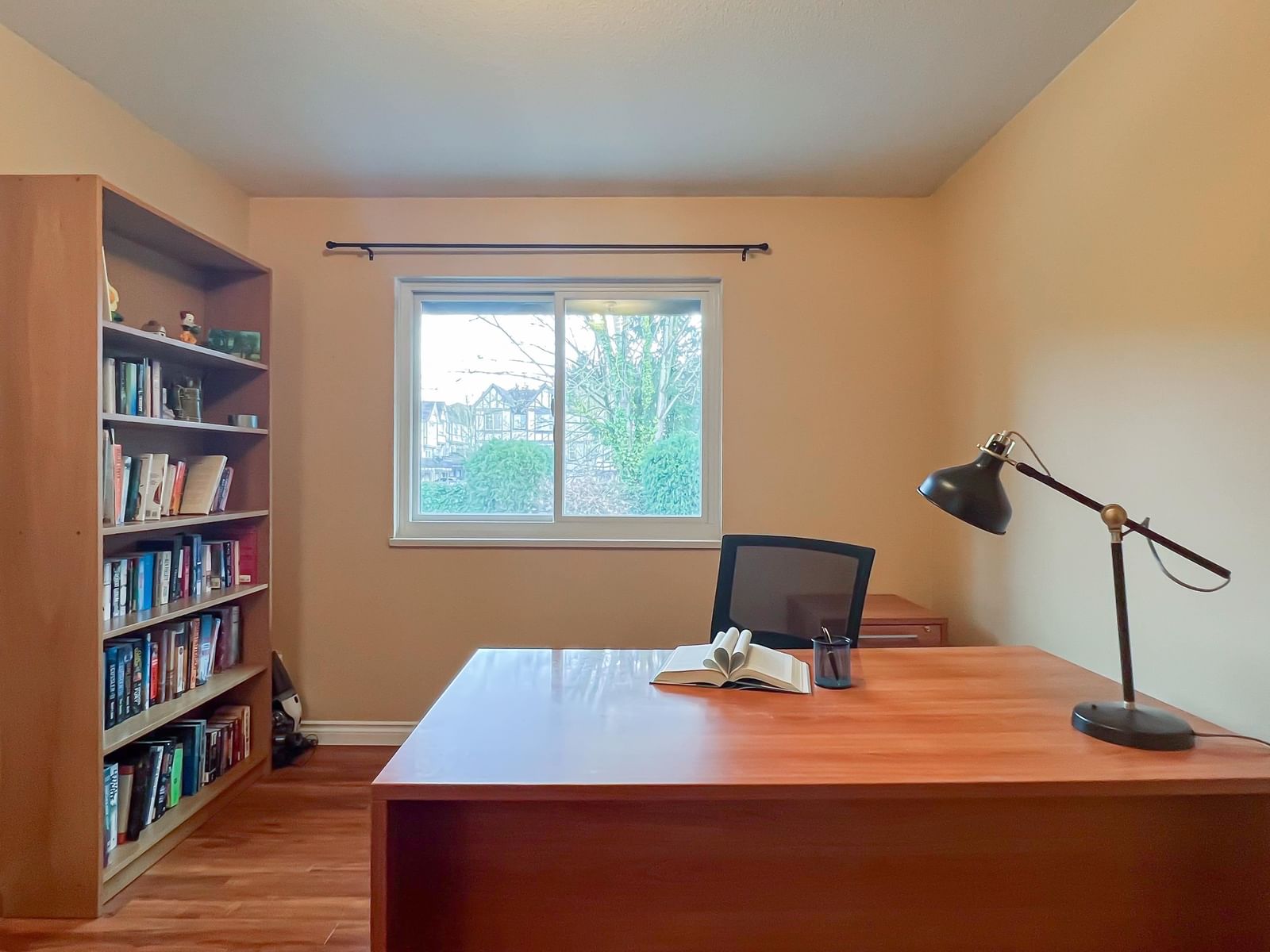 Listing Image 19