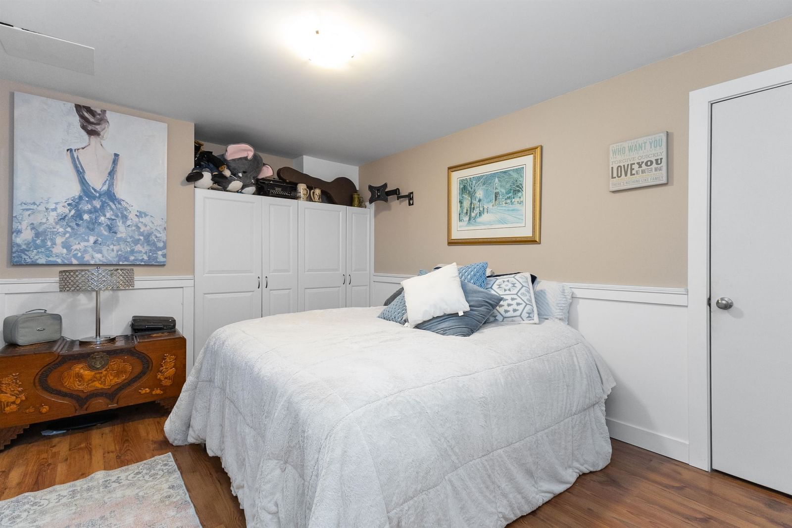Listing Image 20
