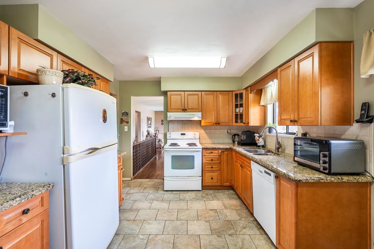 Listing Image 16