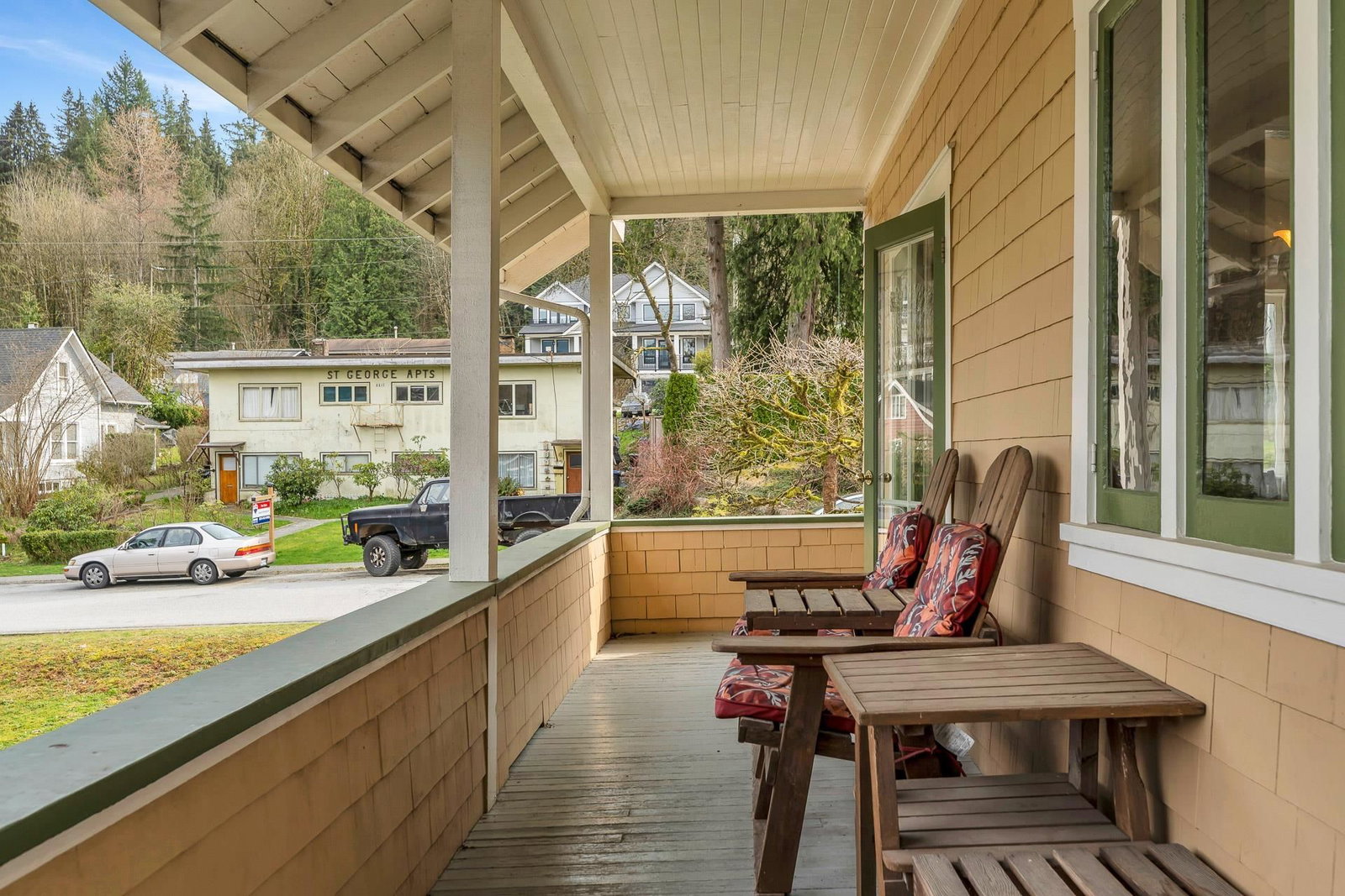 Listing Image 9