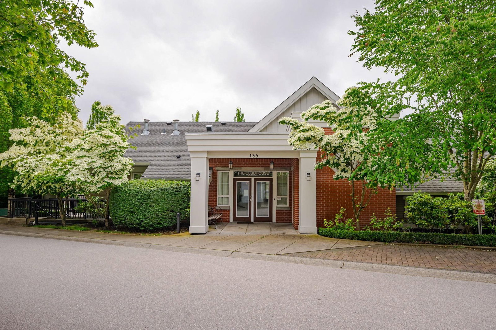 Listing Image 26