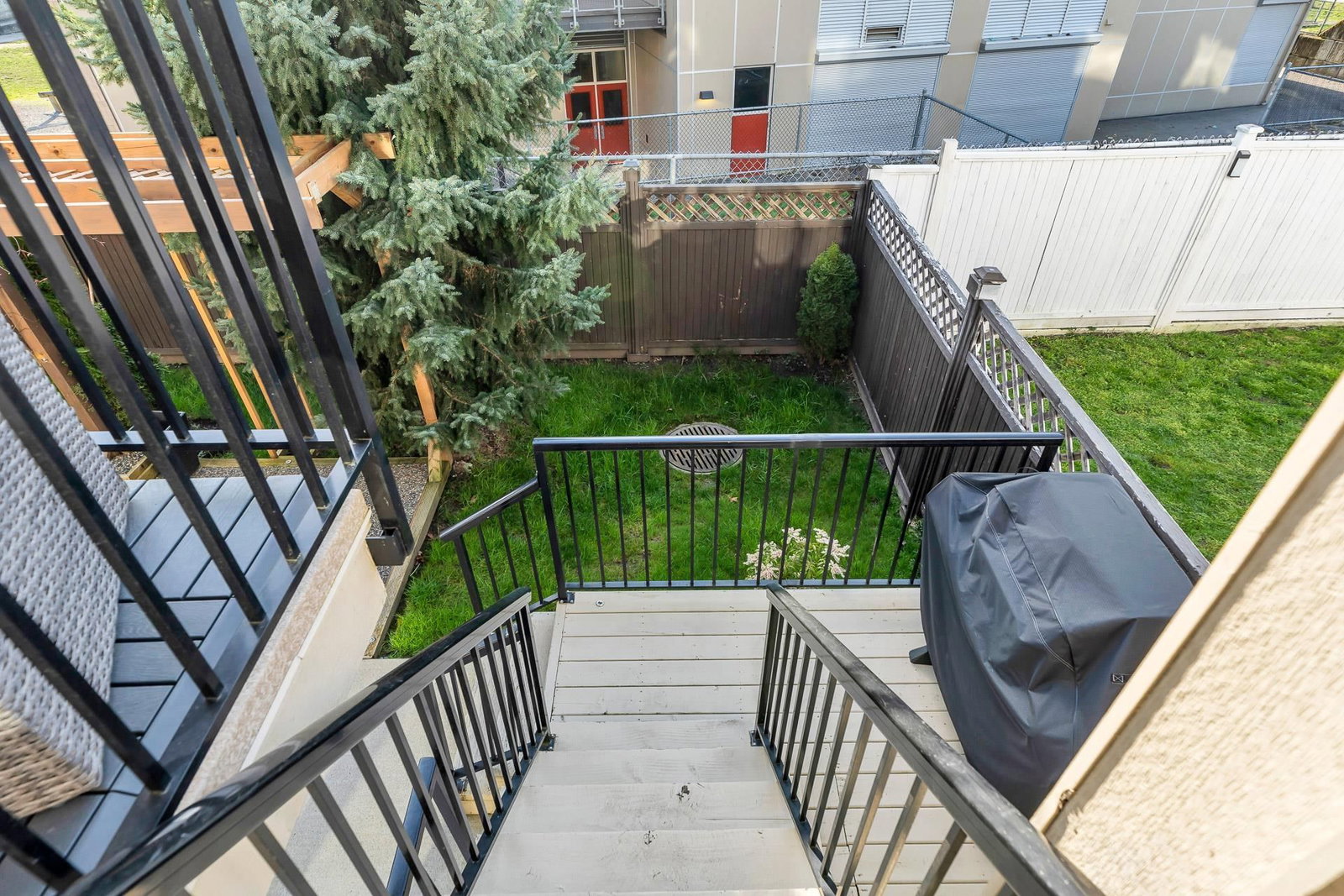 Listing Image 16