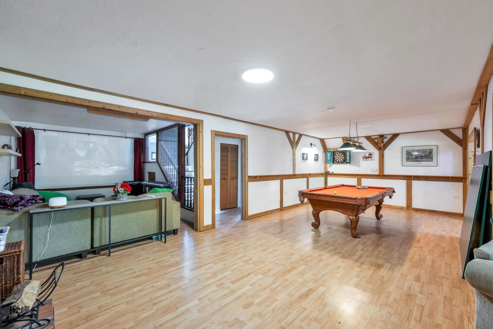 Listing Image 16