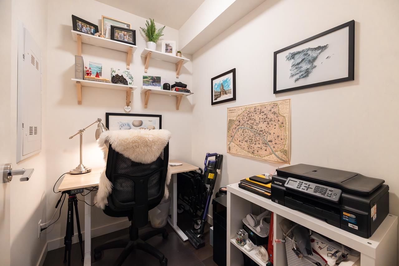 Listing Image 19