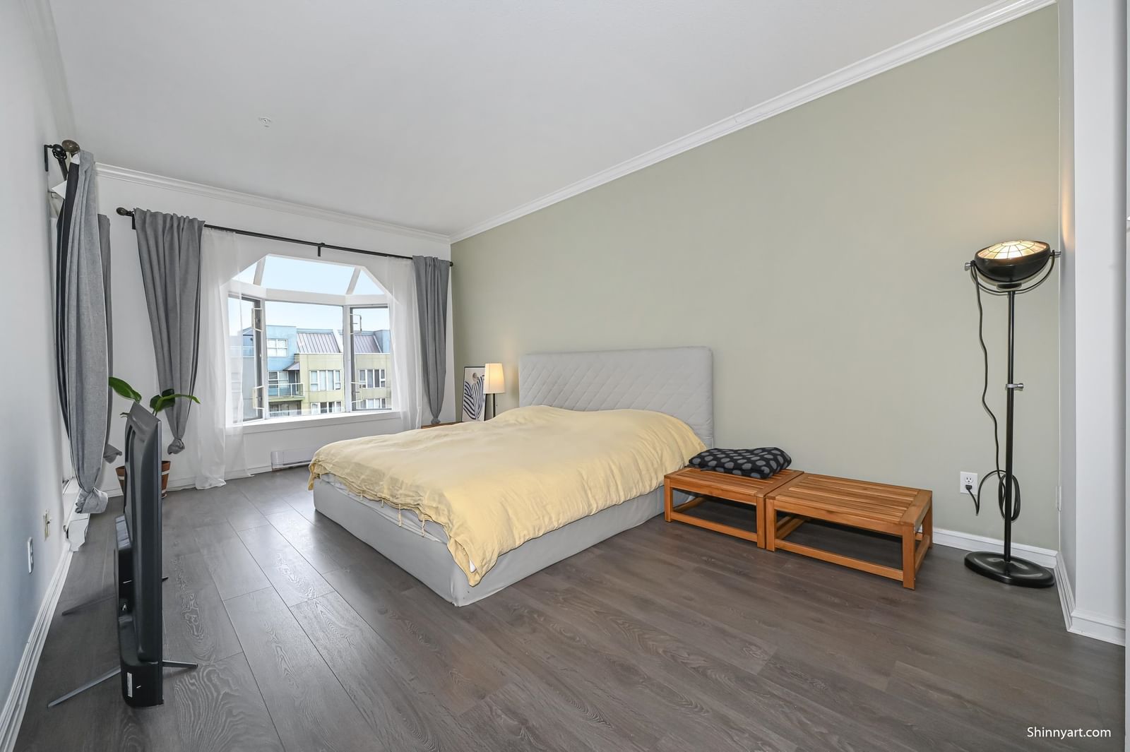 Listing Image 11