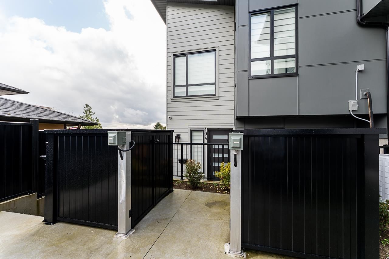Listing Image 38