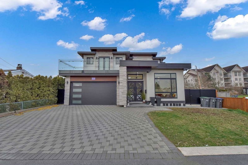 17487 58a Avenue, Surrey, British Columbia