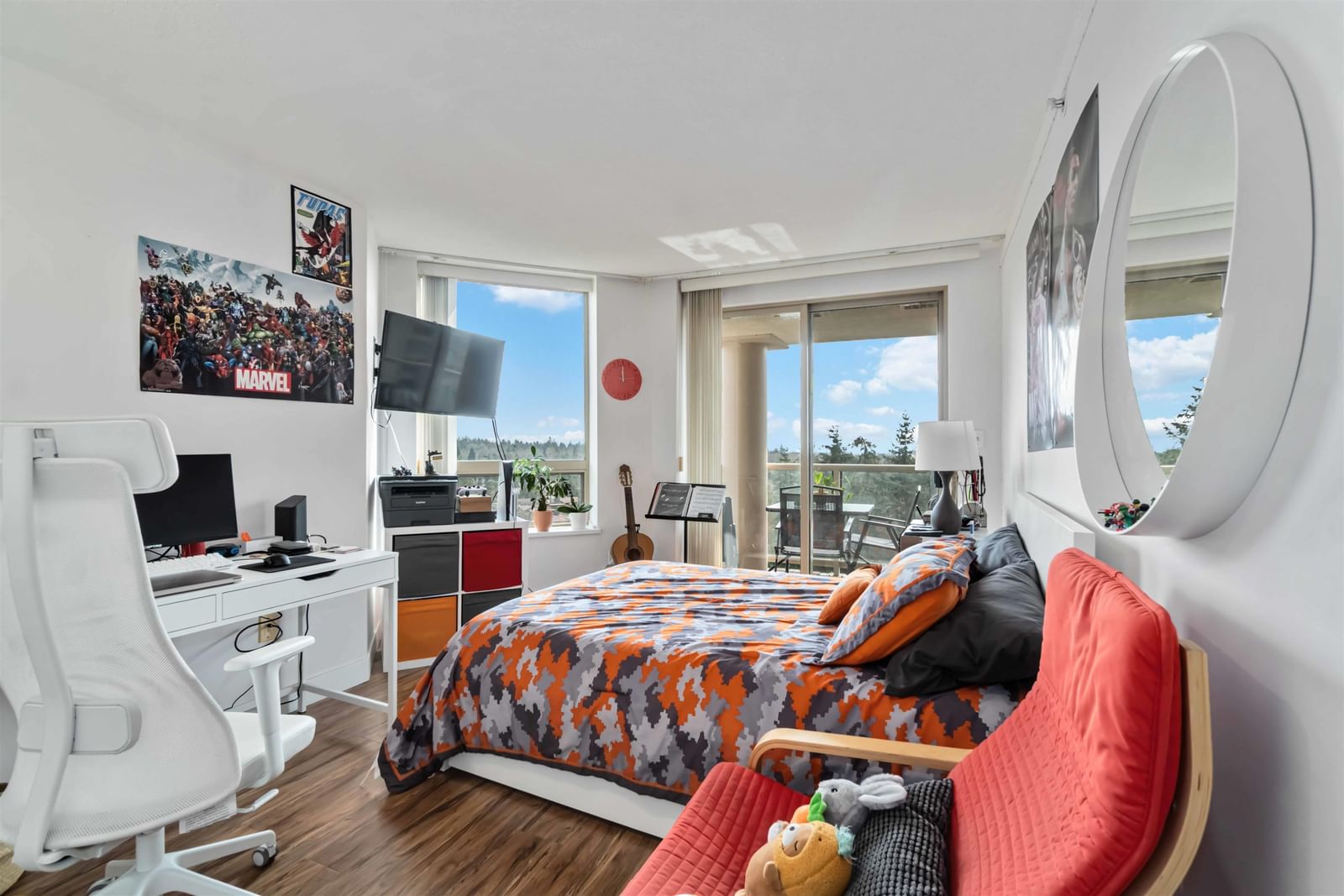 Listing Image 11