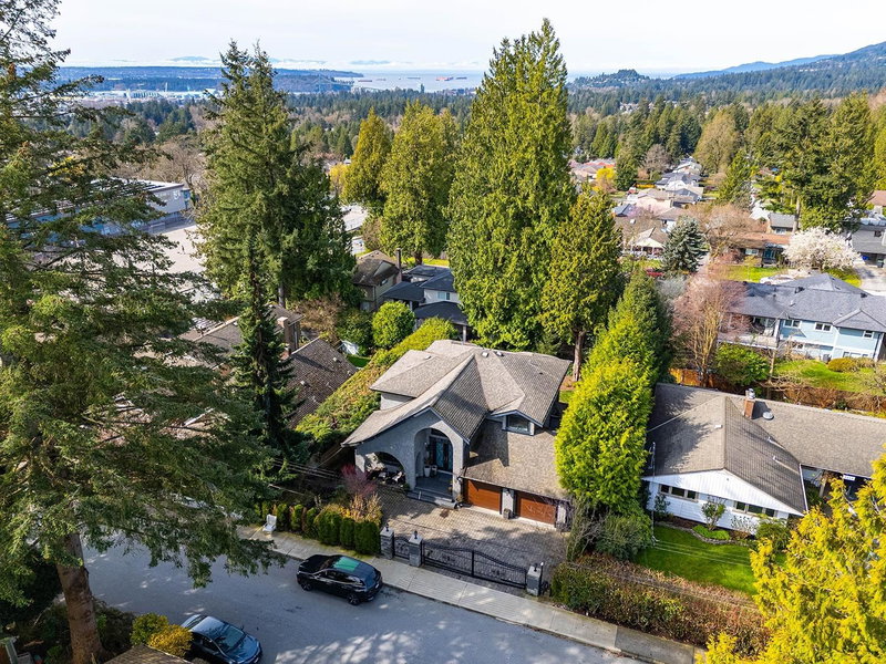 3263 Norwood Avenue, North Vancouver, V7N 3P2 | Image 2