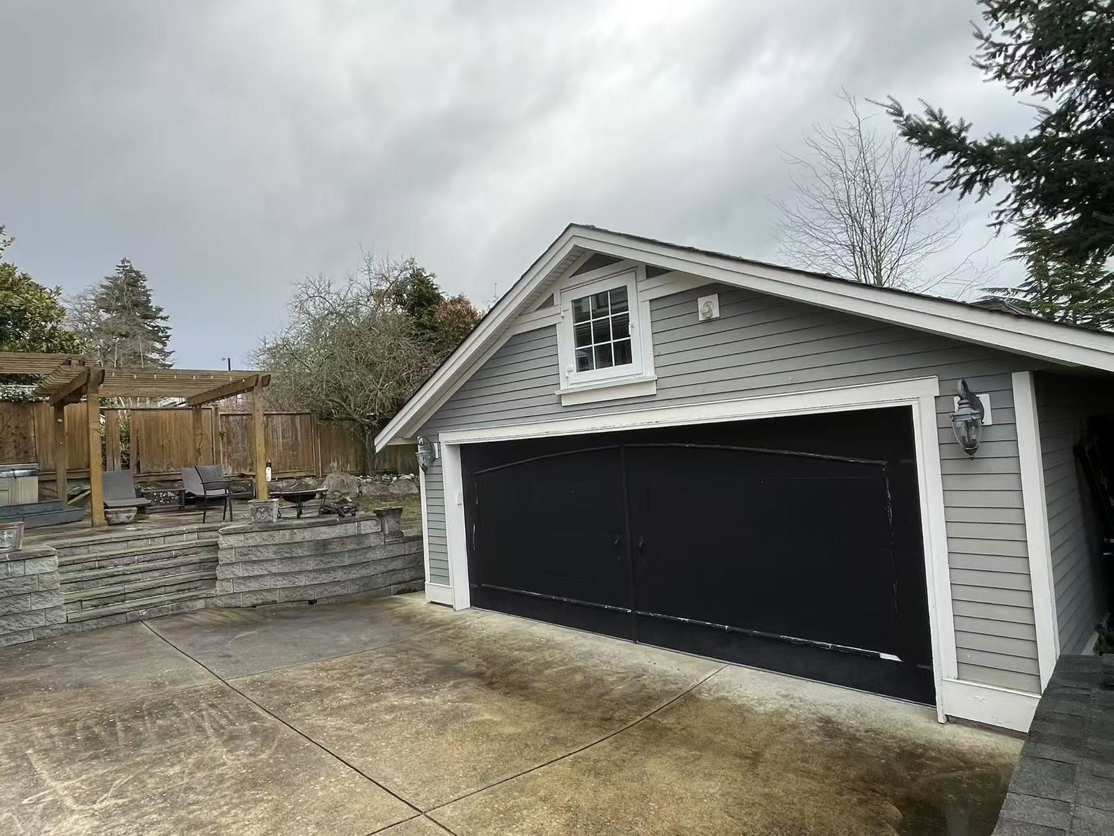 Listing Image 11
