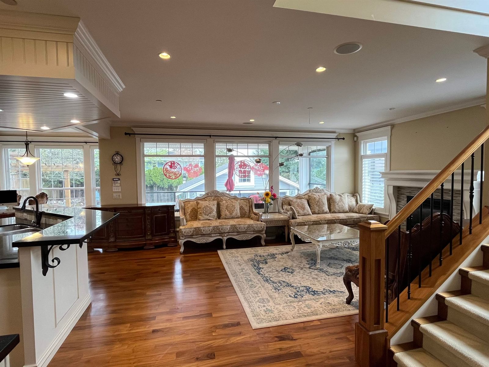 Listing Image 17