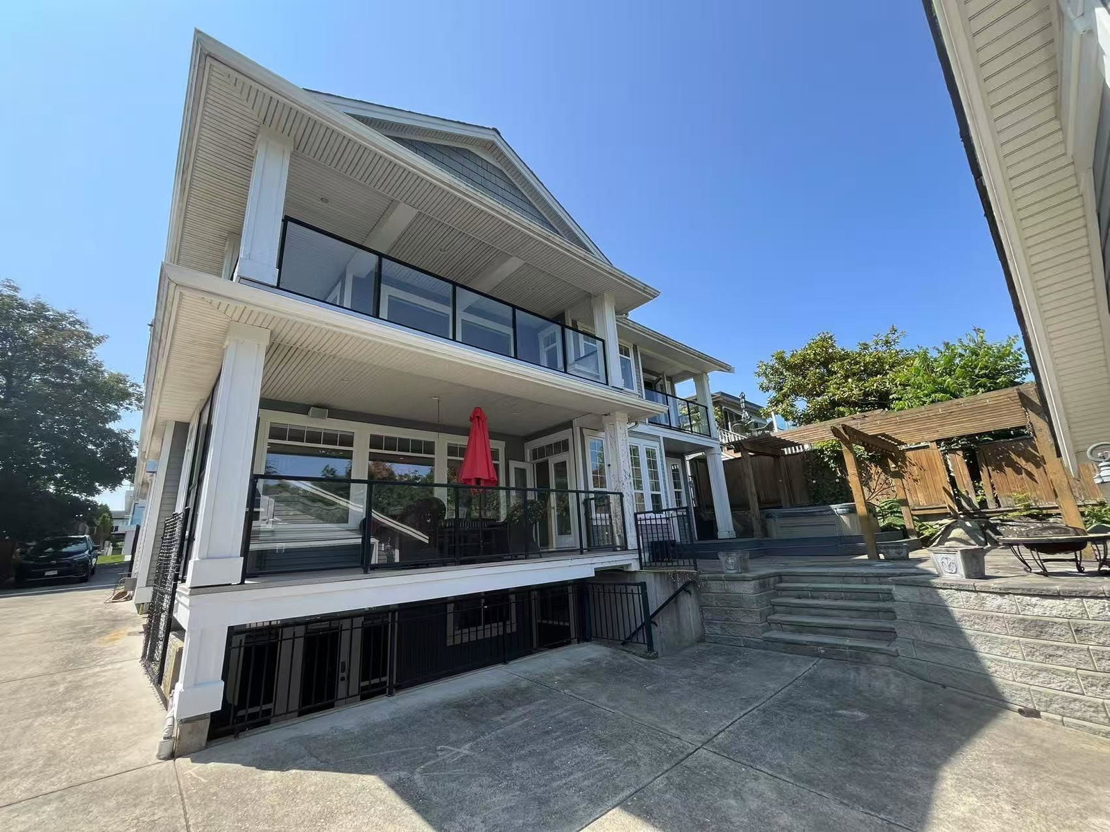 Listing Image 5