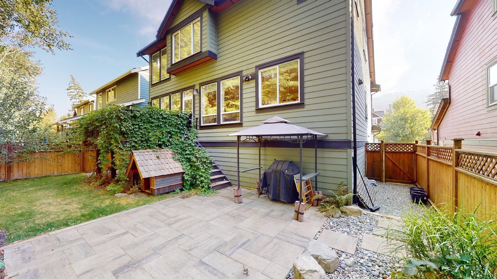 Listing Image 37