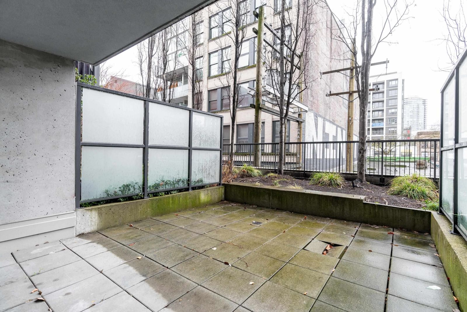 Listing Image 17