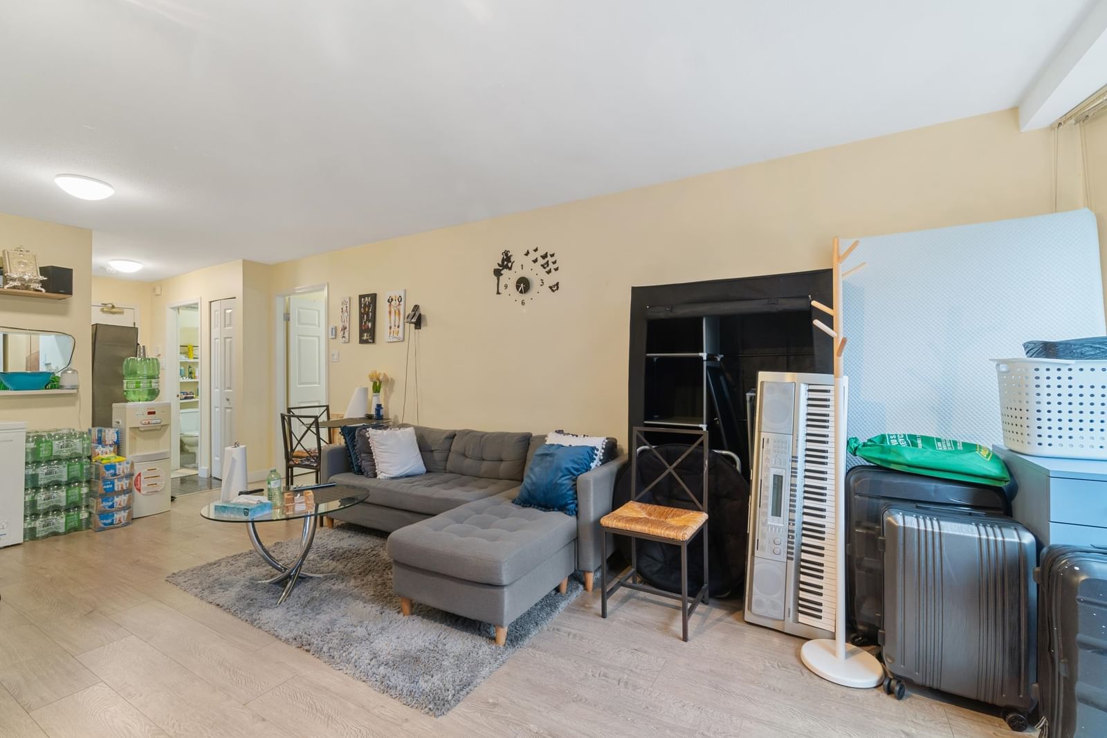 Listing Image 13