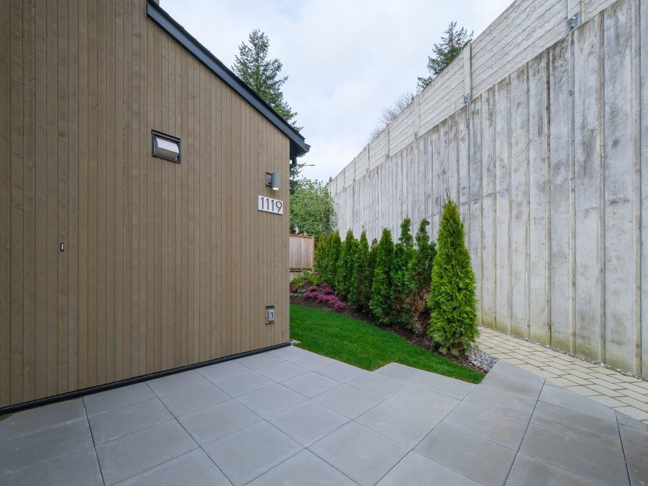 Listing Image 35