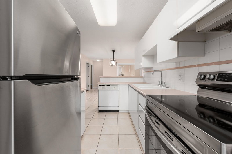 306 - 6622 Southoaks Crescent, Burnaby, V5E 4K2 | Image 2