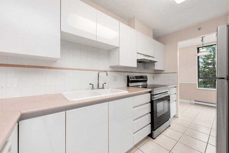 306 - 6622 Southoaks Crescent, Burnaby, V5E 4K2 | Image 3