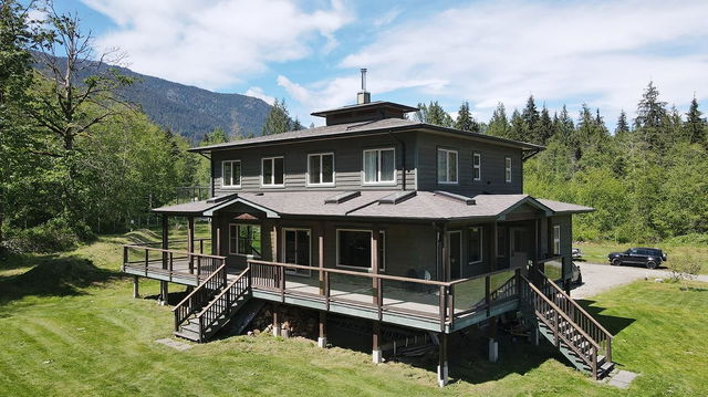 1900 Port Mellon Highway