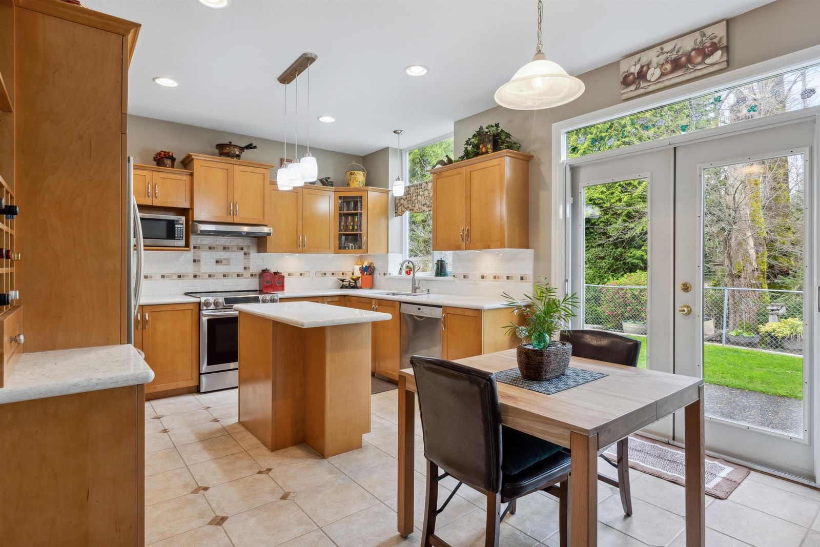 Listing Image 10