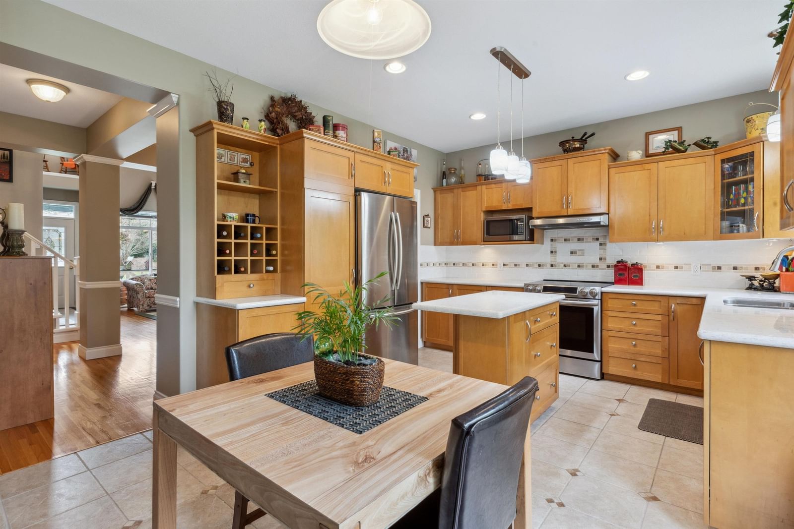 Listing Image 9