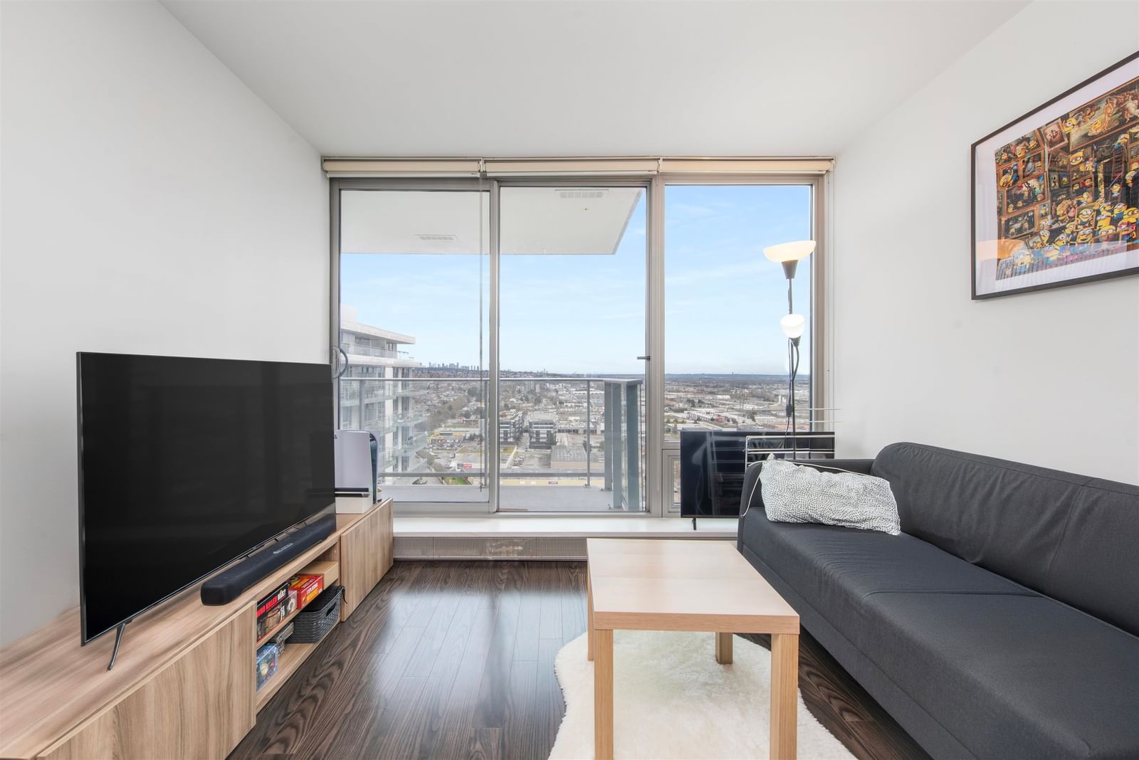 Listing Image 1
