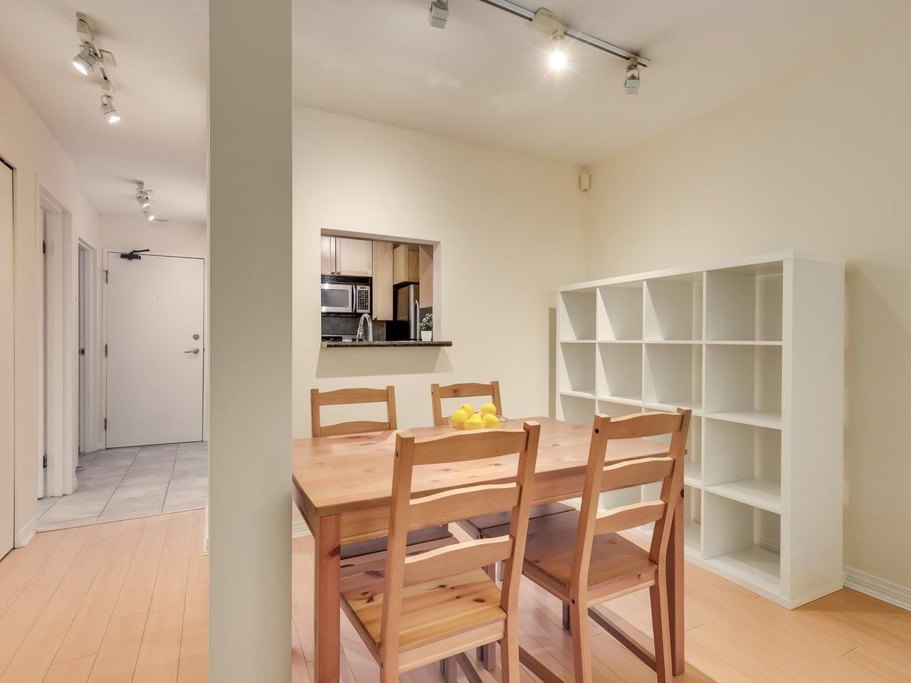 Listing Image 9