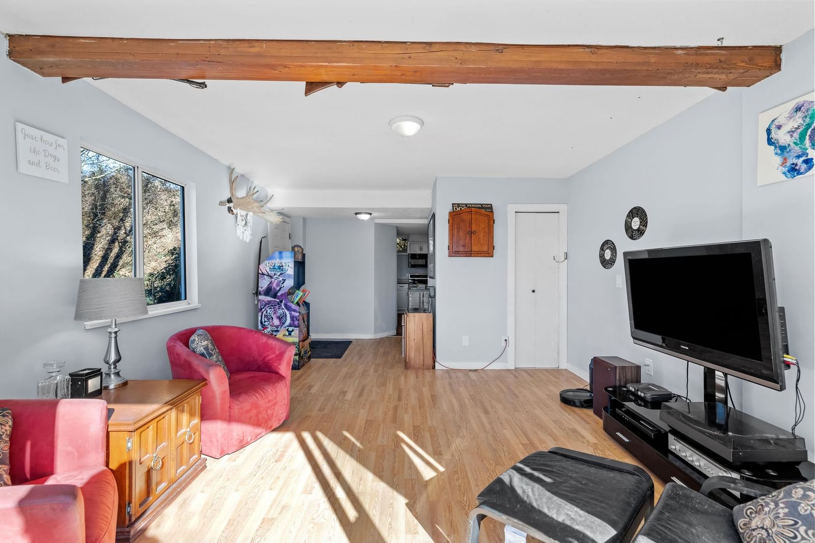 Listing Image 19