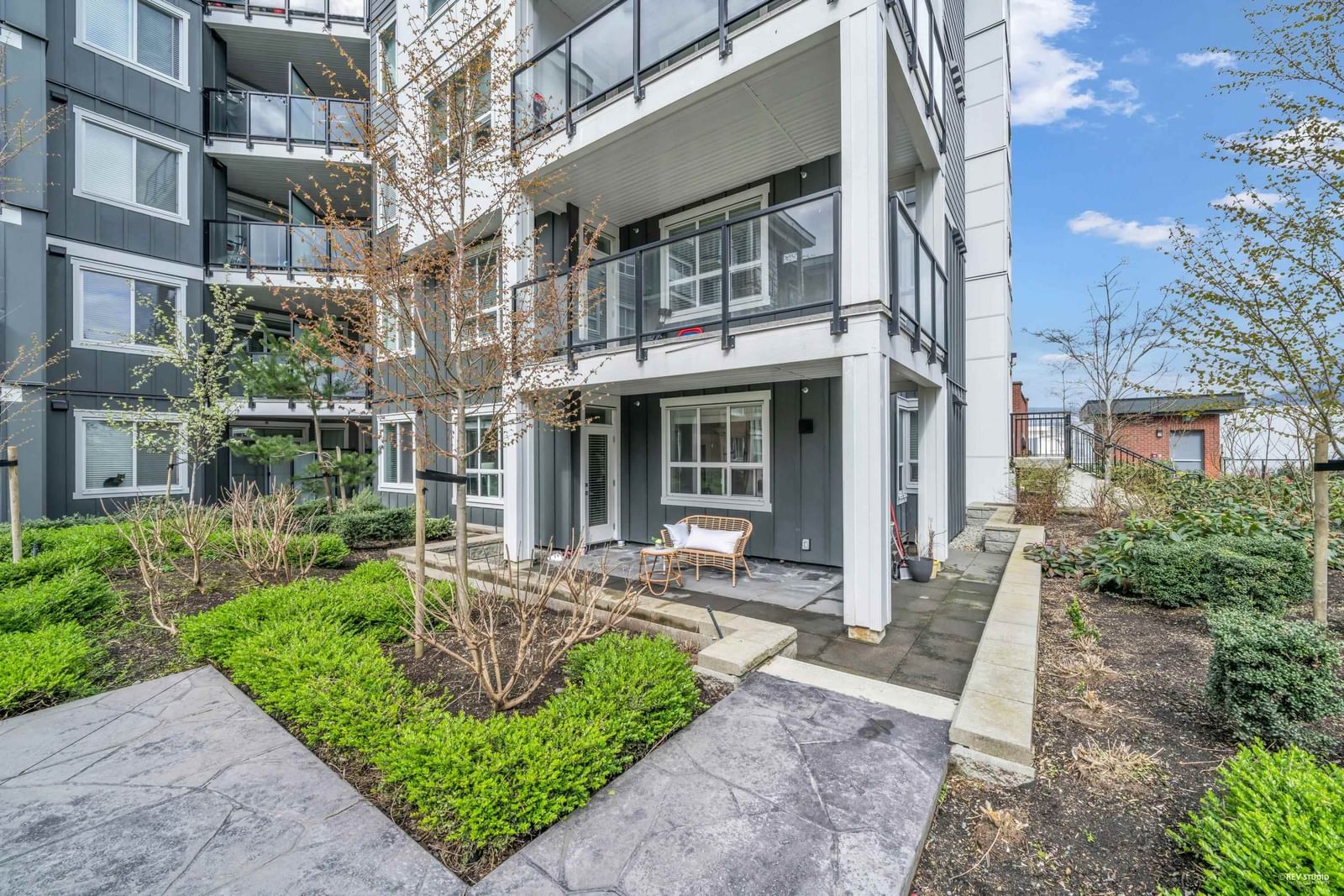 Listing Image 19