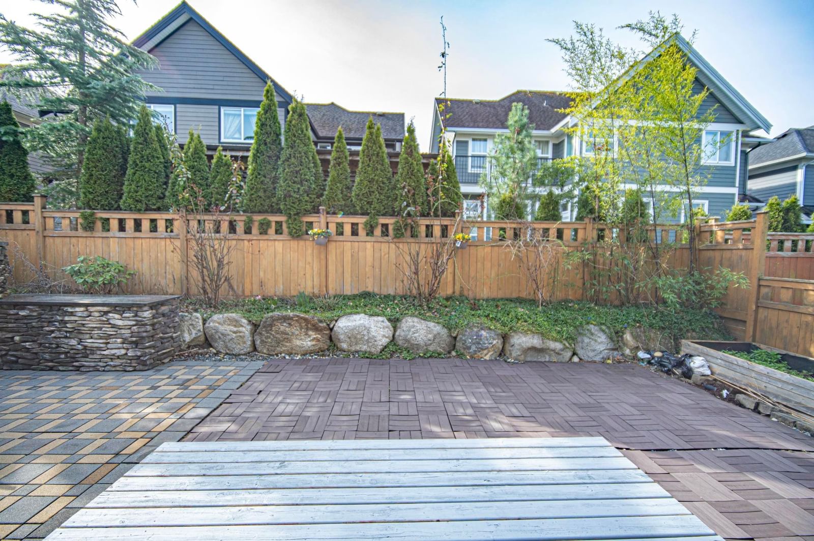 Listing Image 16
