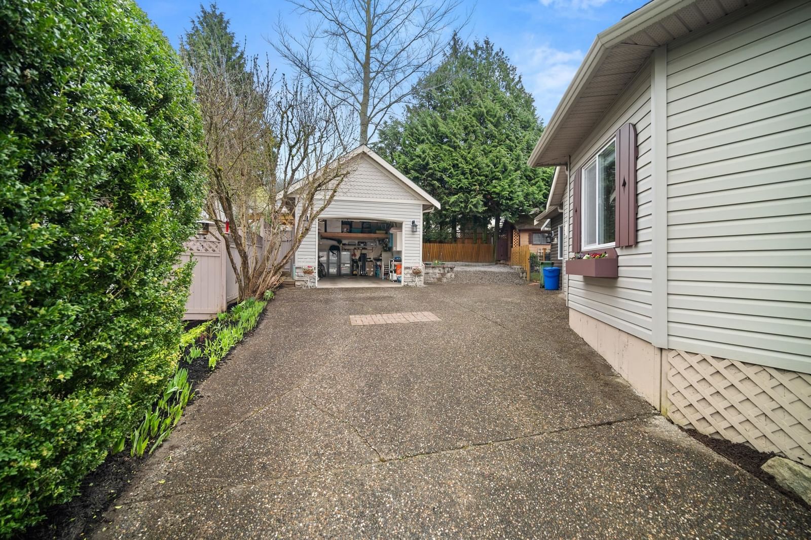 Listing Image 28