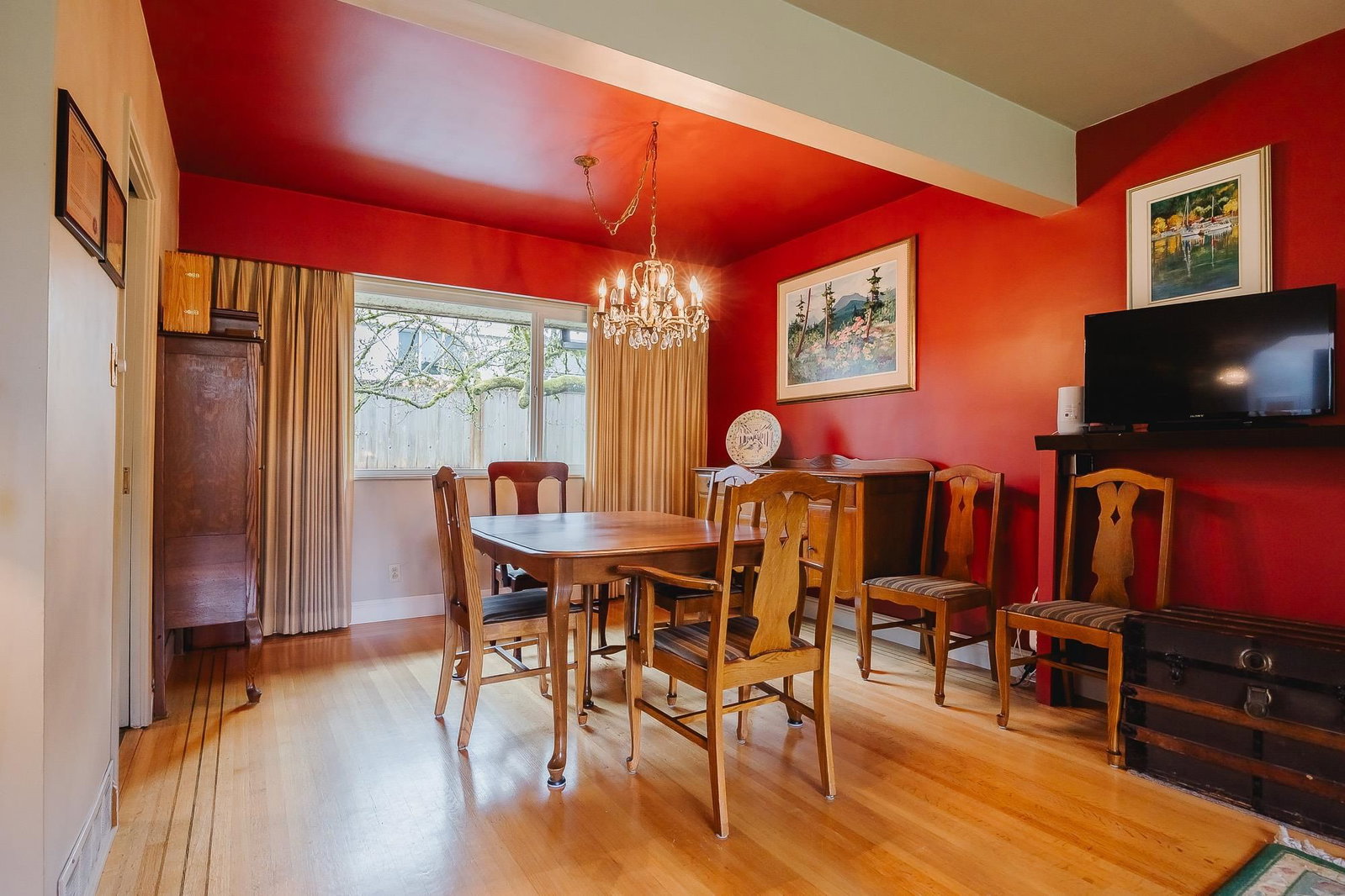 Listing Image 11